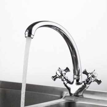 Смеситель для кухни 1/2 кер F4224 FRAP (выс.пов.излив, п/гайку, хром, силумин)