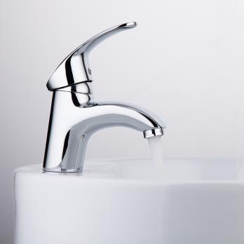 Смеситель для раковины 40к F1021 (литой, п/шпильку, хром, латунь)