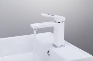 Смеситель для раковины 35к G1017 GAPPO литой, п/гайку, БЕЛЫЙ-хром