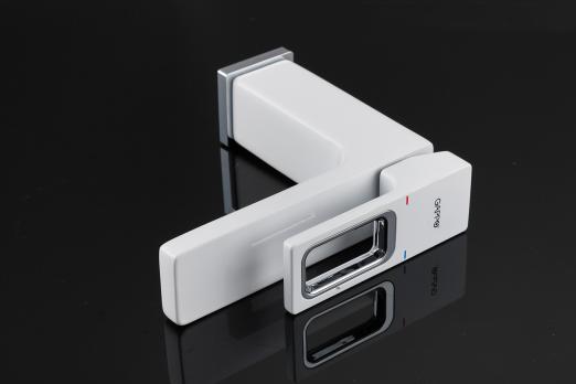 Смеситель для раковины 35к G1017 GAPPO литой, п/гайку, БЕЛЫЙ-хром