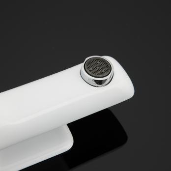 Смеситель для раковины 35к G1048 GAPPO литой, п/гайку, БЕЛЫЙ-ХРОМ