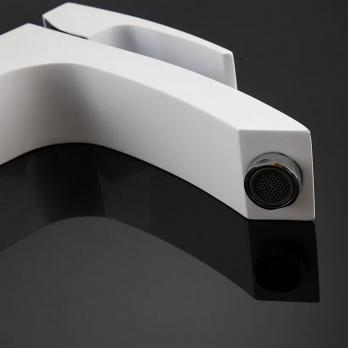 Смеситель для раковины 35к G1007-18 GAPPO высокий, литой, БЕЛЫЙ-ХРОМ