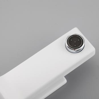 Смеситель для раковины 35к G1017-1 GAPPO литой, с гигиенической лейкой, БЕЛЫЙ-хром