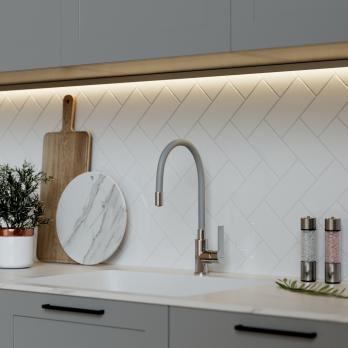 Смеситель для кухни 35к MIXLINE ML35-093 гибкий излив, б/отв, боковая, серый