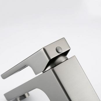 Смеситель для раковины 35к G1017-9 GAPPO литой, п/гайку, ОРУЖЕЙНАЯ СТАЛЬ