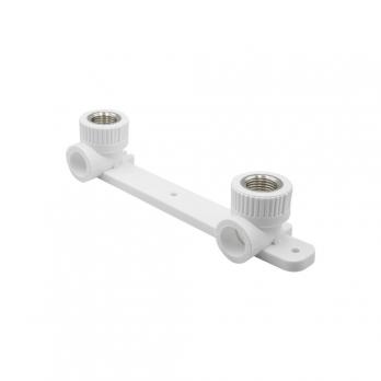 Уголок комб. вн 20х1/2'' с креплением двойной EVER® plast БЕЛЫЙ (Россия)