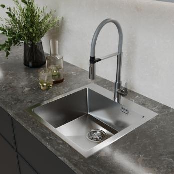 Мойка настол.монтаж 50х50 (3,0) вып 3 1/2  MIXLINE PRO с ФАСКОЙ 20см с сифоном (сатин)