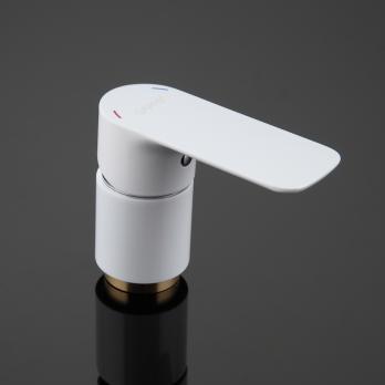 Смеситель для акриловой ванны 35к G1148-8 GAPPO (3 отв.) БЕЛЫЙ-ХРОМ