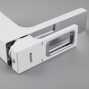 Смеситель для раковины 35к G1017-1 GAPPO литой, с гигиенической лейкой, БЕЛЫЙ-хром