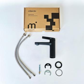 Смеситель для раковины 35к Milardo 	AZUBL00M01 "Azure" литой, п/шпильку, ЧЕРНЫЙ матовый