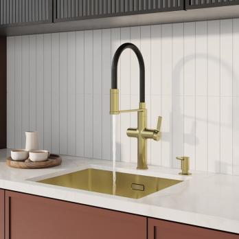 Смеситель для кухни 30к IDDIS IKNMGFFi05 "Ikon" с вых для пит. фильтра выс.гибкий излив ЗОЛОТО мат.