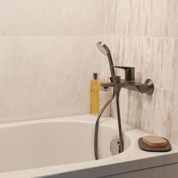 Смеситель для ванны 35k MIXLINE ML14-01GR ГРАФИТ